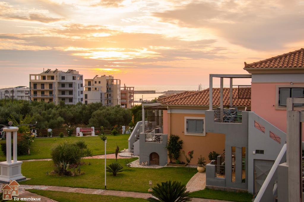 Ta Spitakia Tsarbopoulos Appartement Kyparissia