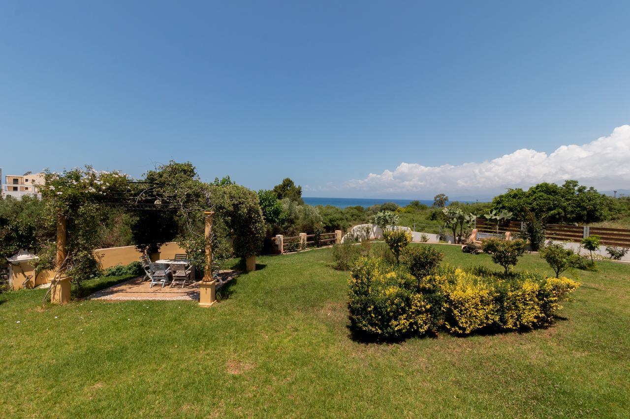Ta Spitakia Tsarbopoulos Appartement *