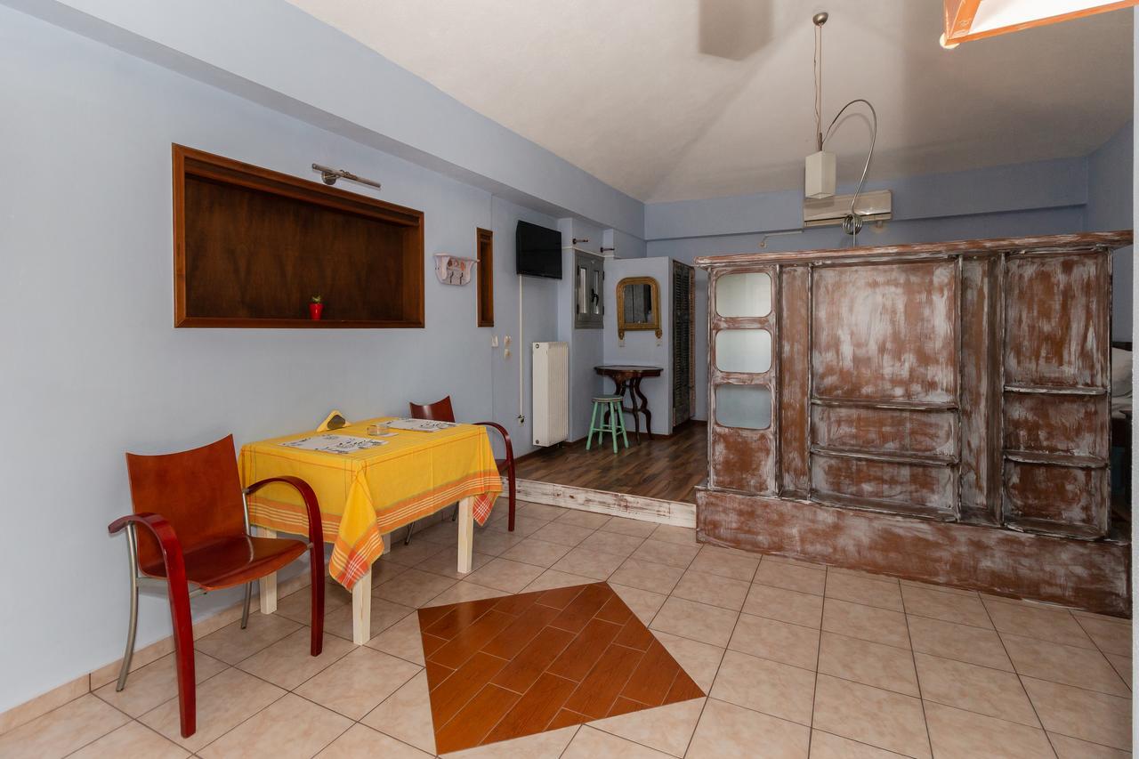 Ta Spitakia Tsarbopoulos Kyparissia