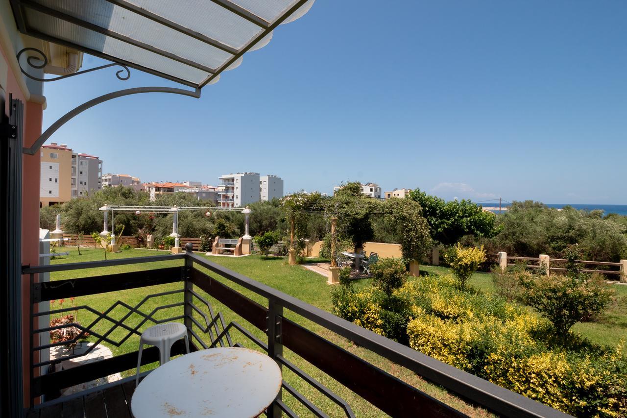 Ta Spitakia Tsarbopoulos Appartement *