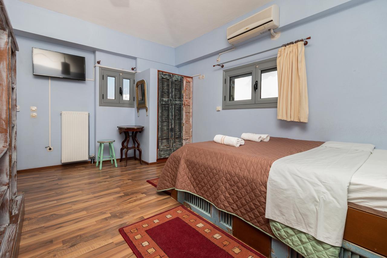 Ta Spitakia Tsarbopoulos Kyparissia
